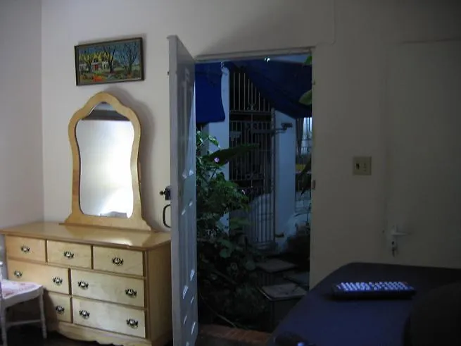Anchorage Bed & Breakfast Κίνγκστον