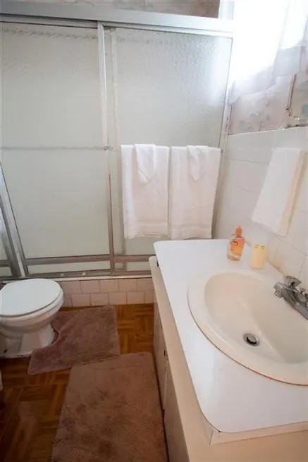 Anchorage Bed & Breakfast Κίνγκστον 2*,  Τζαμάικα